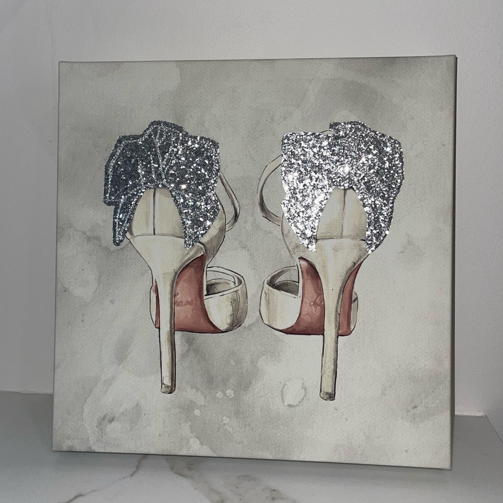 Oliver Gal canvas art Louboutin shoes with sparkly bows. Beautiful and Perfect!